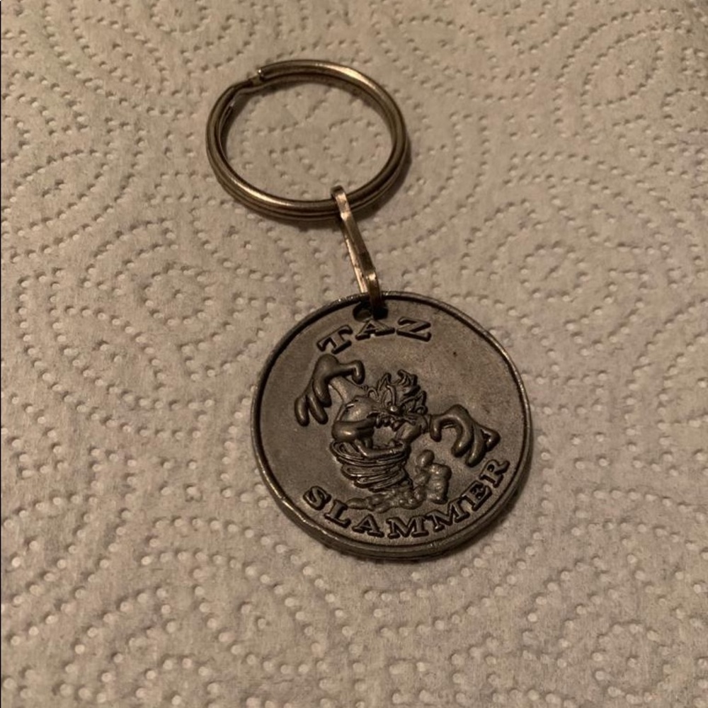 Vintage warner bros 1994 taz slammer key
